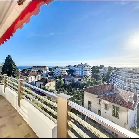 Spacieux à 4 Nice